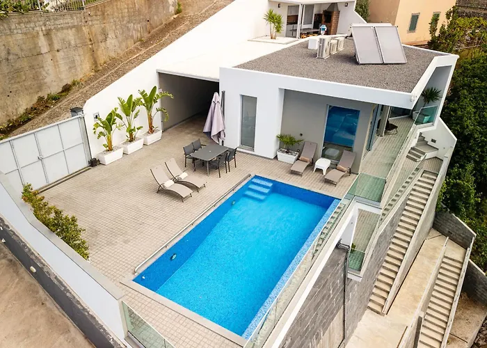 Antonio * Arco da Calheta (Madeira)