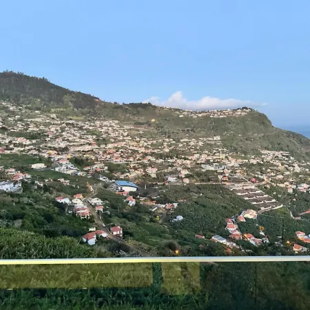 Antonio Villa Arco da Calheta (Madeira)