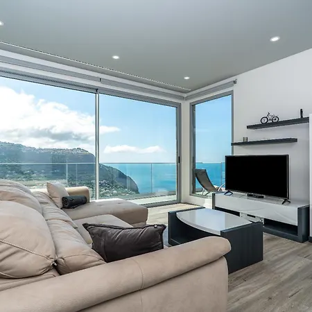 Antonio * Arco da Calheta (Madeira)