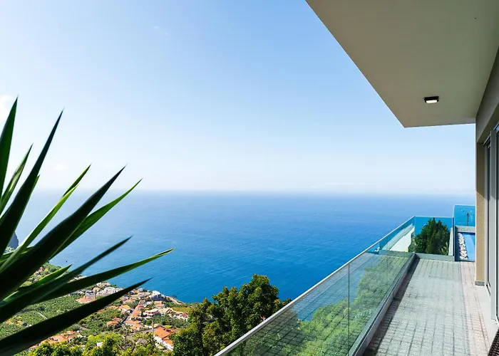 Antonio * Arco da Calheta (Madeira)